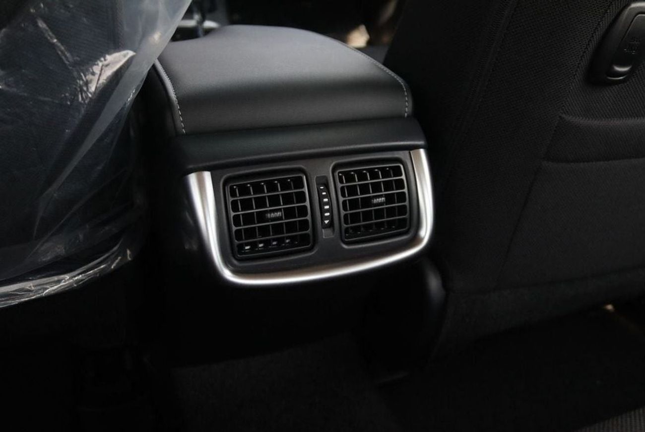 Toyota Hilux 2025 TOYOTA HILUX 4.0 V6 PETROL TRD LINE **EXPORT ONLY**التصدير فقط خارج الخليج**