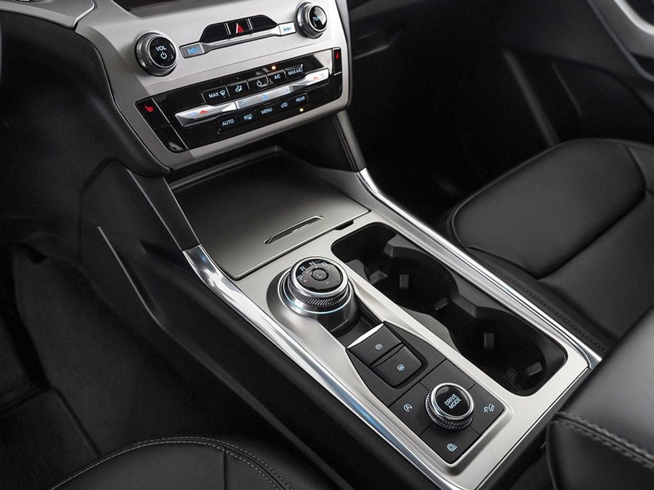 Ford Explorer XLT 202A 2.3L 4WD