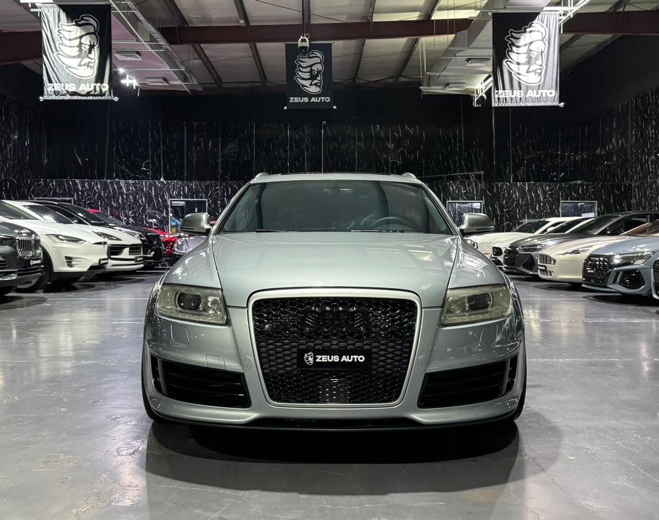 Audi RS6 RS6 Japanese | 5.0L V10 | 6 Speed