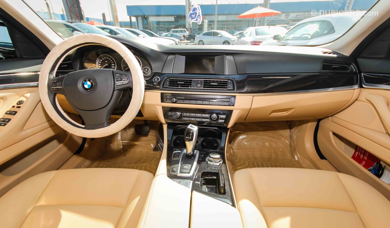 BMW 520i I