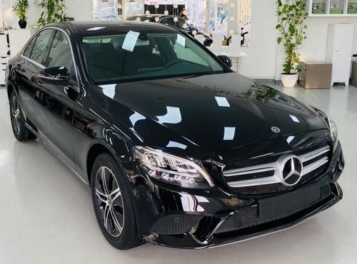 Mercedes Benz C180 C180 .. Brand New .. German specs ..