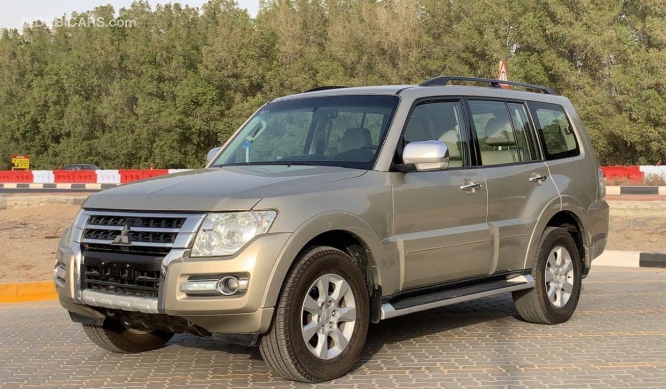 ميتسوبيشي باجيرو Mitsubishi Pajero 2017 V6 GLS Ref# 521