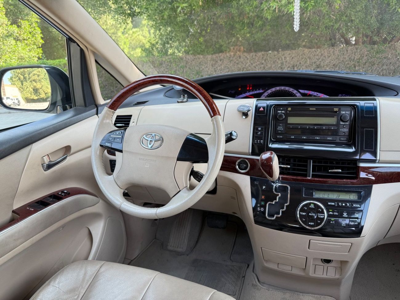 تويوتا بريفيا 