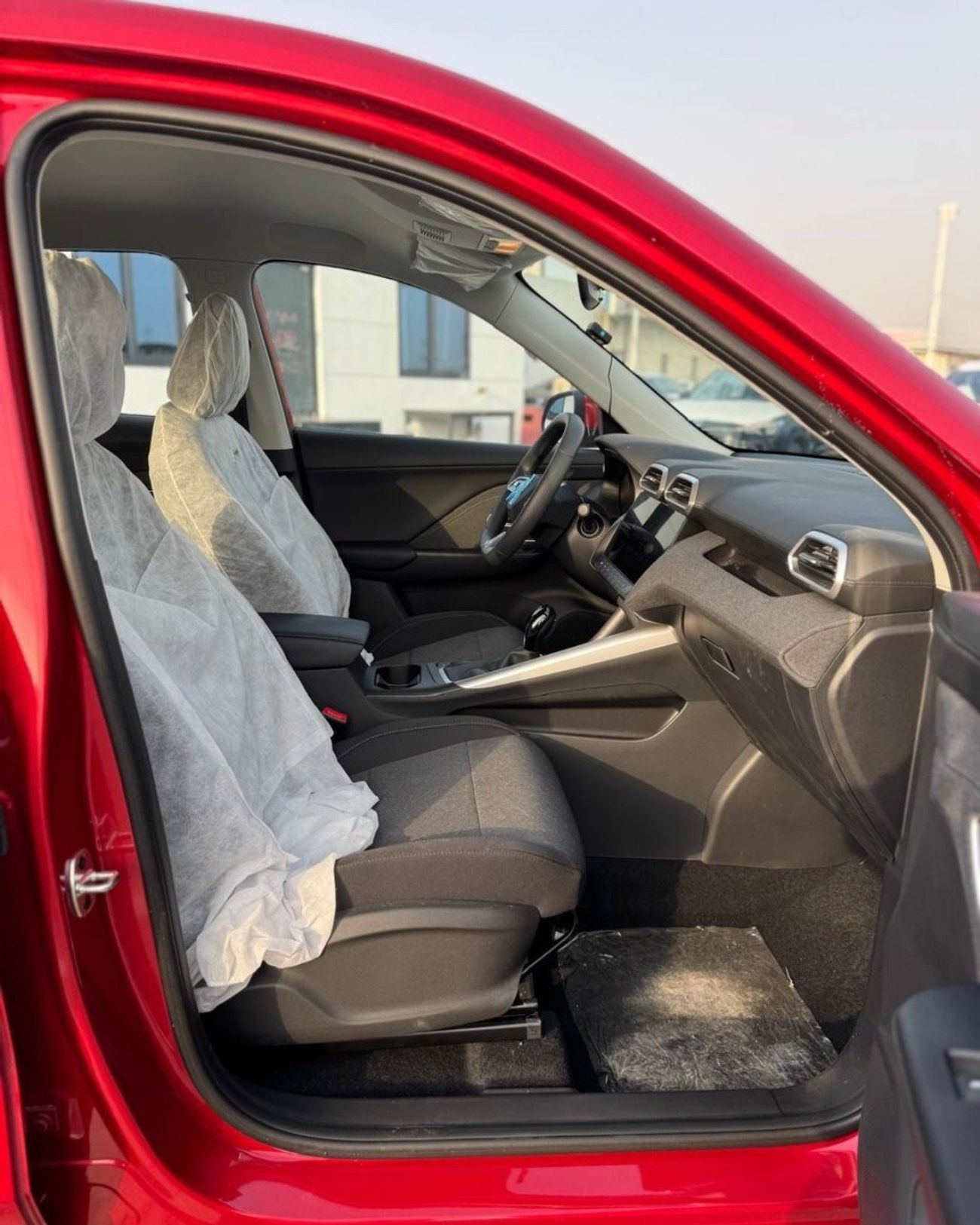 MG ZS NEW MG ZS 1.5L (STD) - 2025 MODEL RED COLOR