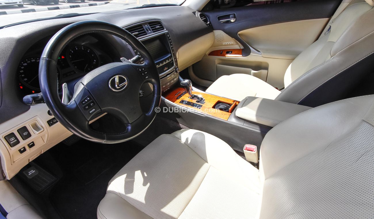 Lexus IS300