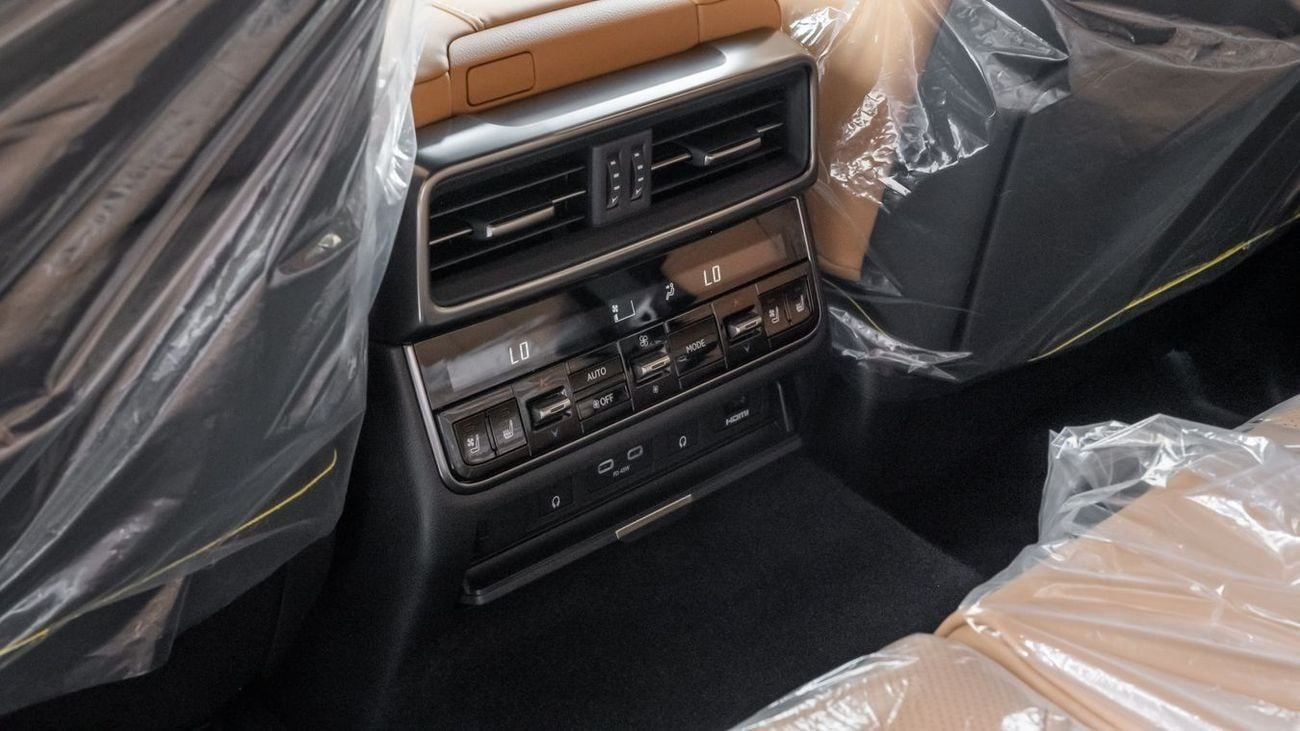 Lexus LX 700h Lexus LX700h Urban -2025YM