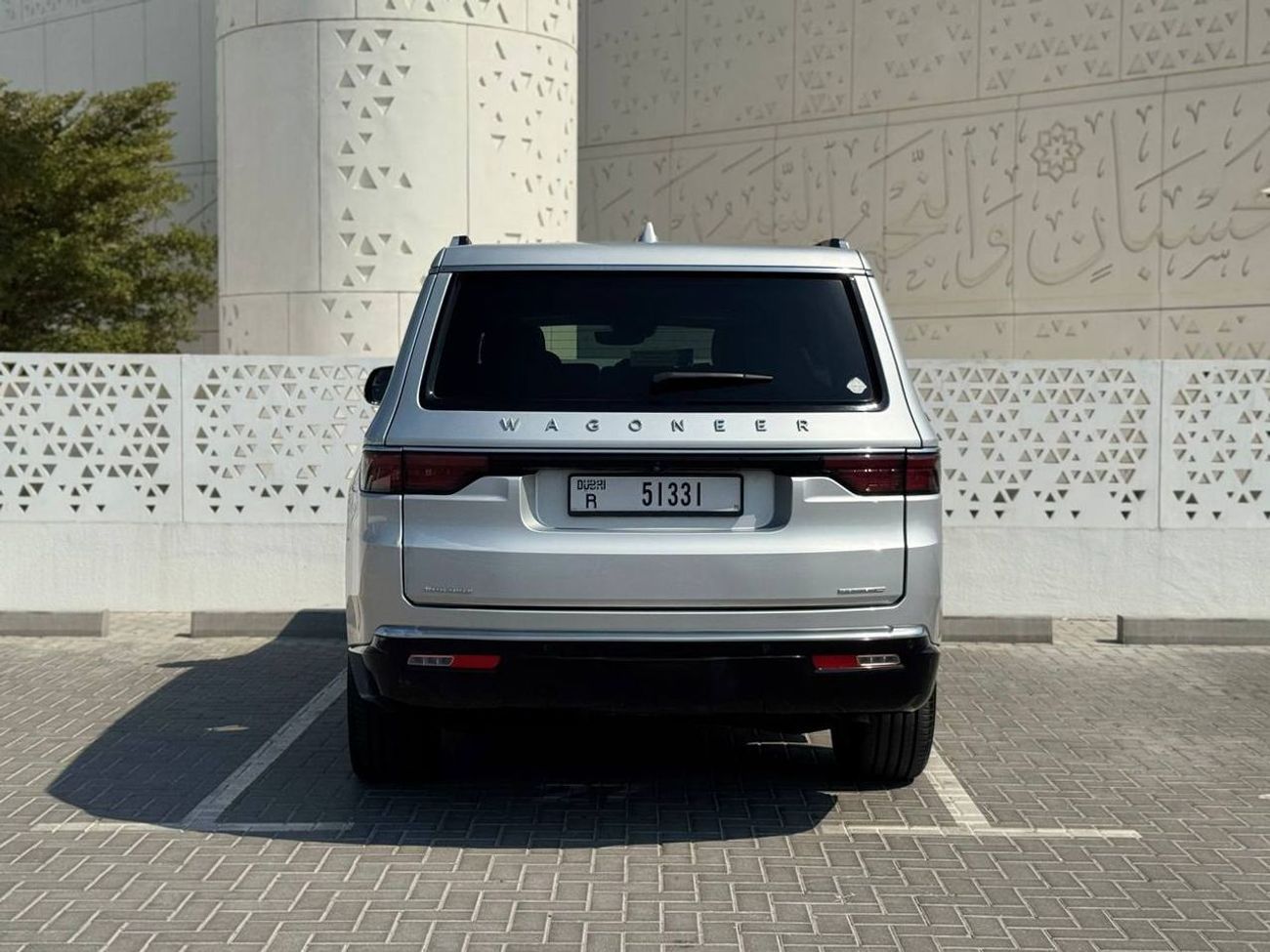 Jeep Grand Wagoneer Series III V8