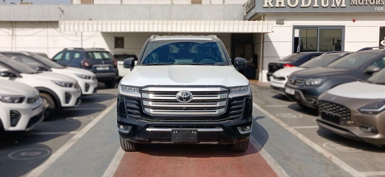 تويوتا لاند كروزر VX LC300 VX 3.3L Diesel 2025YM