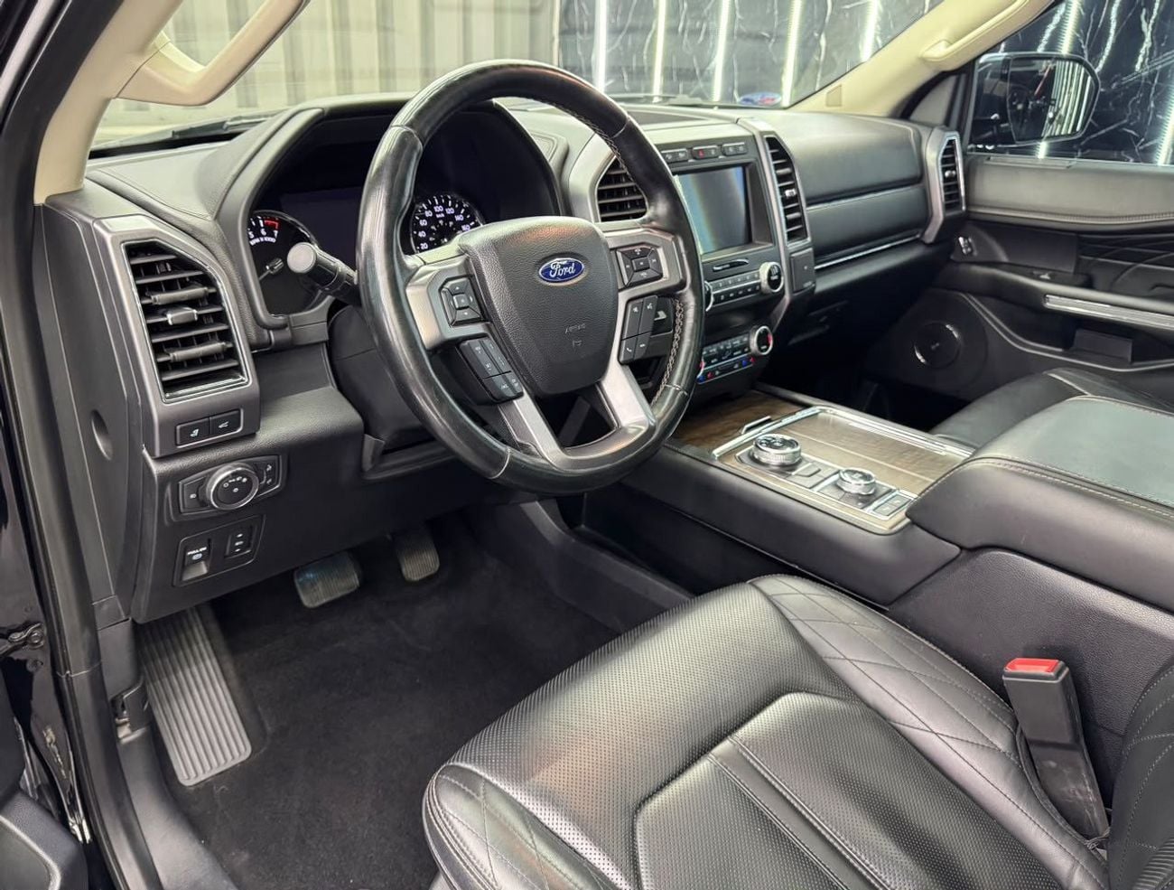 Ford Expedition PLATINUM