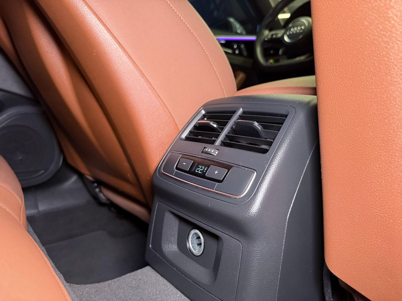 Audi A5 40 TFSI S Line 2.0L (190 HP) 2022 Audi A5 40 TFSI S-line - GCC - Good Condition -Just 1,500 Monthly