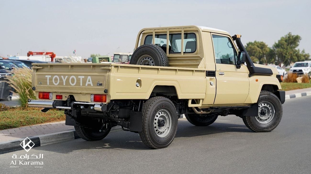 تويوتا لاند كروزر بيك آب LC79 - 4.0L Automatic Drive | Single Cabin Pick up with 4x4 drive and Diff Lock - GCC - Petrol