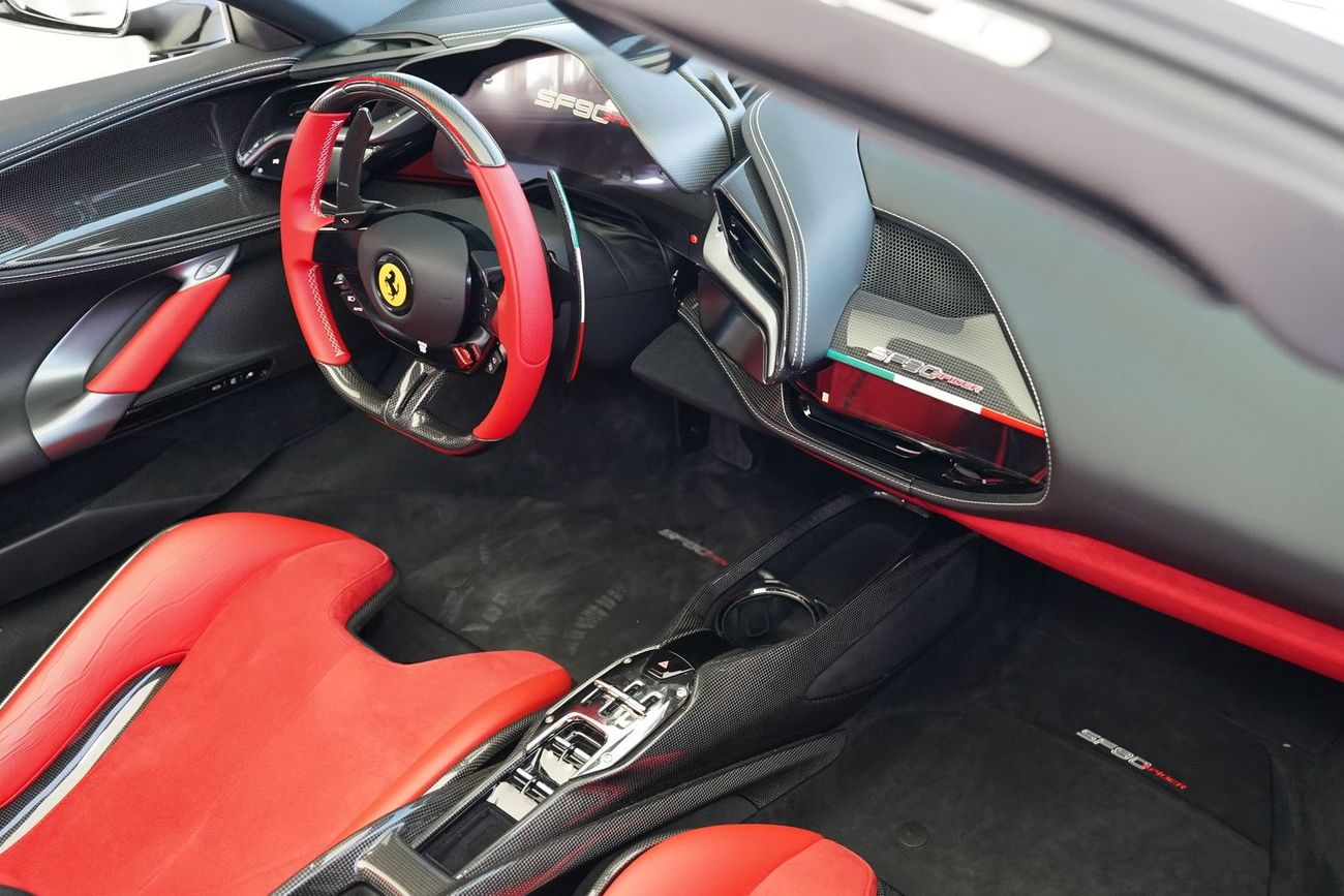 Ferrari SF90 Spider ASSETTO FIORANO