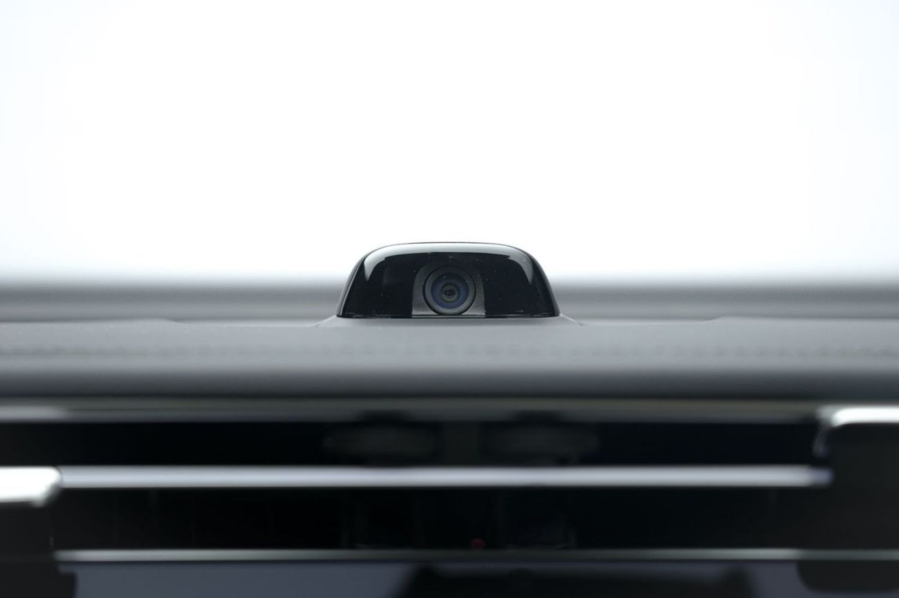 مرسيدس بنز E200