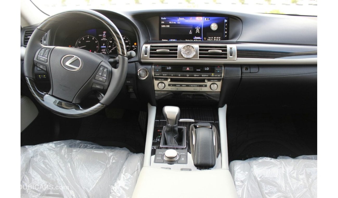 Lexus LS460