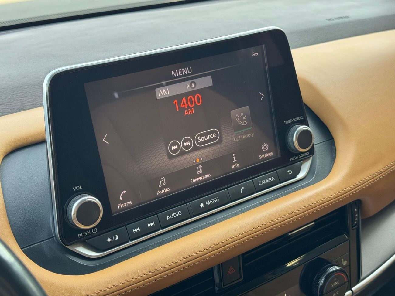 Nissan Rogue 2.5L V4 / LOW MILEAGE 56000 ONLY / PANORAMA / ACTIVE RADAR / ROAD ASSIST / REMOTE START