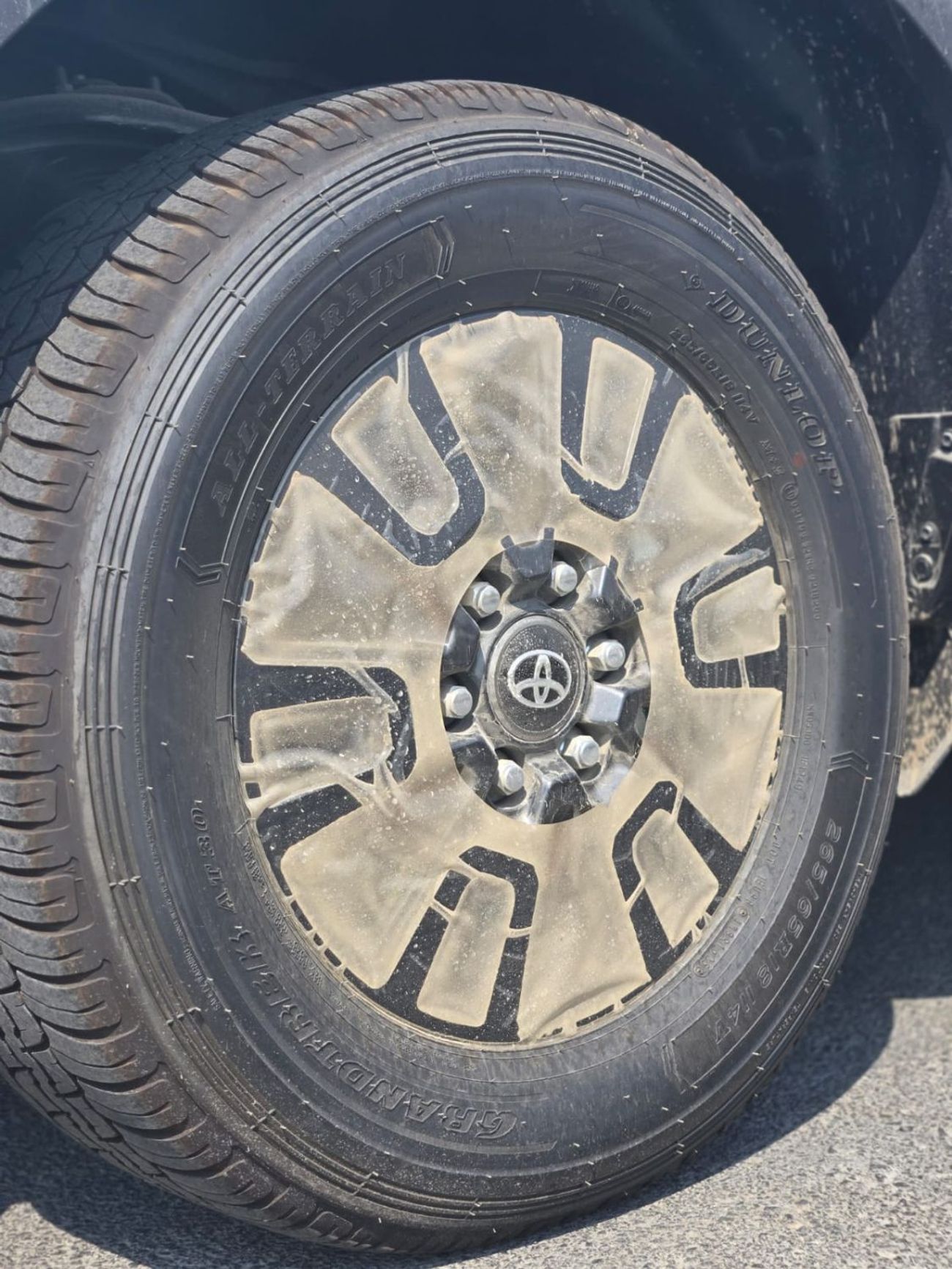 تويوتا برادو 2.8L DEISEL A/T 7 SEATER GCC SPECIFICATION