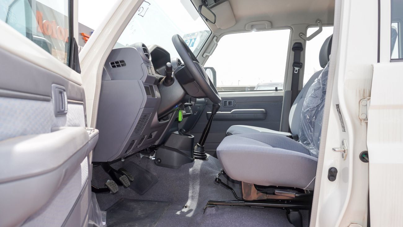 تويوتا لاند كروزر 70 LX 4.2 V6 DIESEL