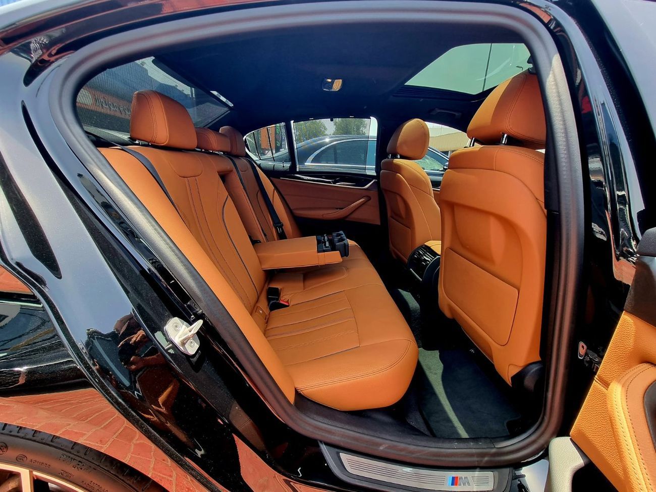 بي أم دبليو 520i Executive 1.6L