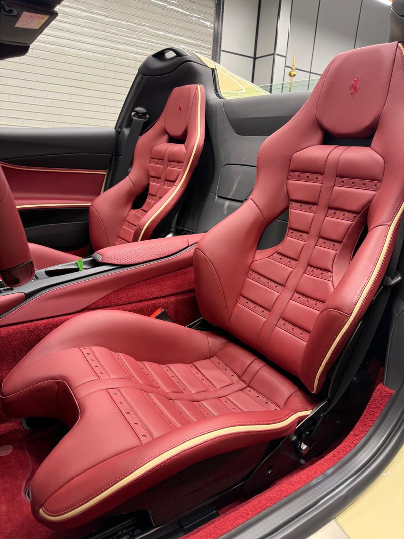 Ferrari 812 GTS | Brand New | Special Exterior & Interior | Carbon Fiber | Service Contract till 2029