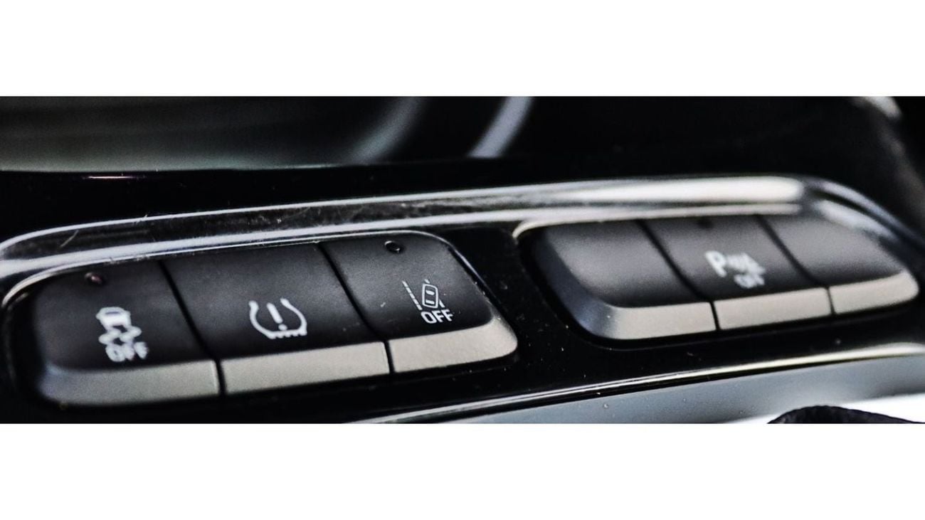 Opel Crossland X 2022 Opel Crossland 1.2 Turbo, 3-cylinder gasoline, automatic, front wheel drive