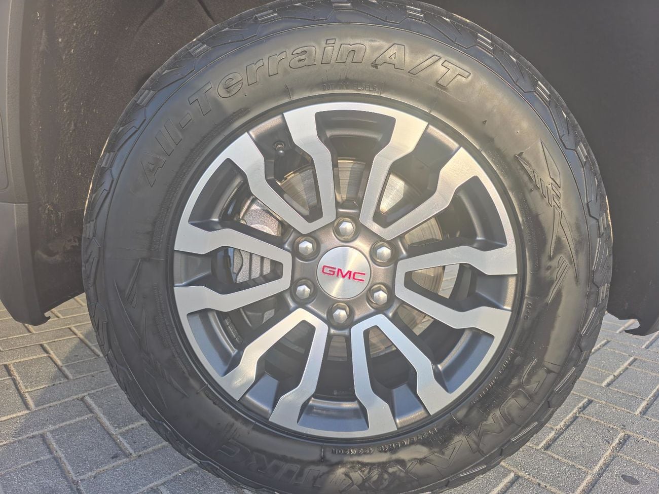 GMC Sierra 1500 REG/CAB AT4