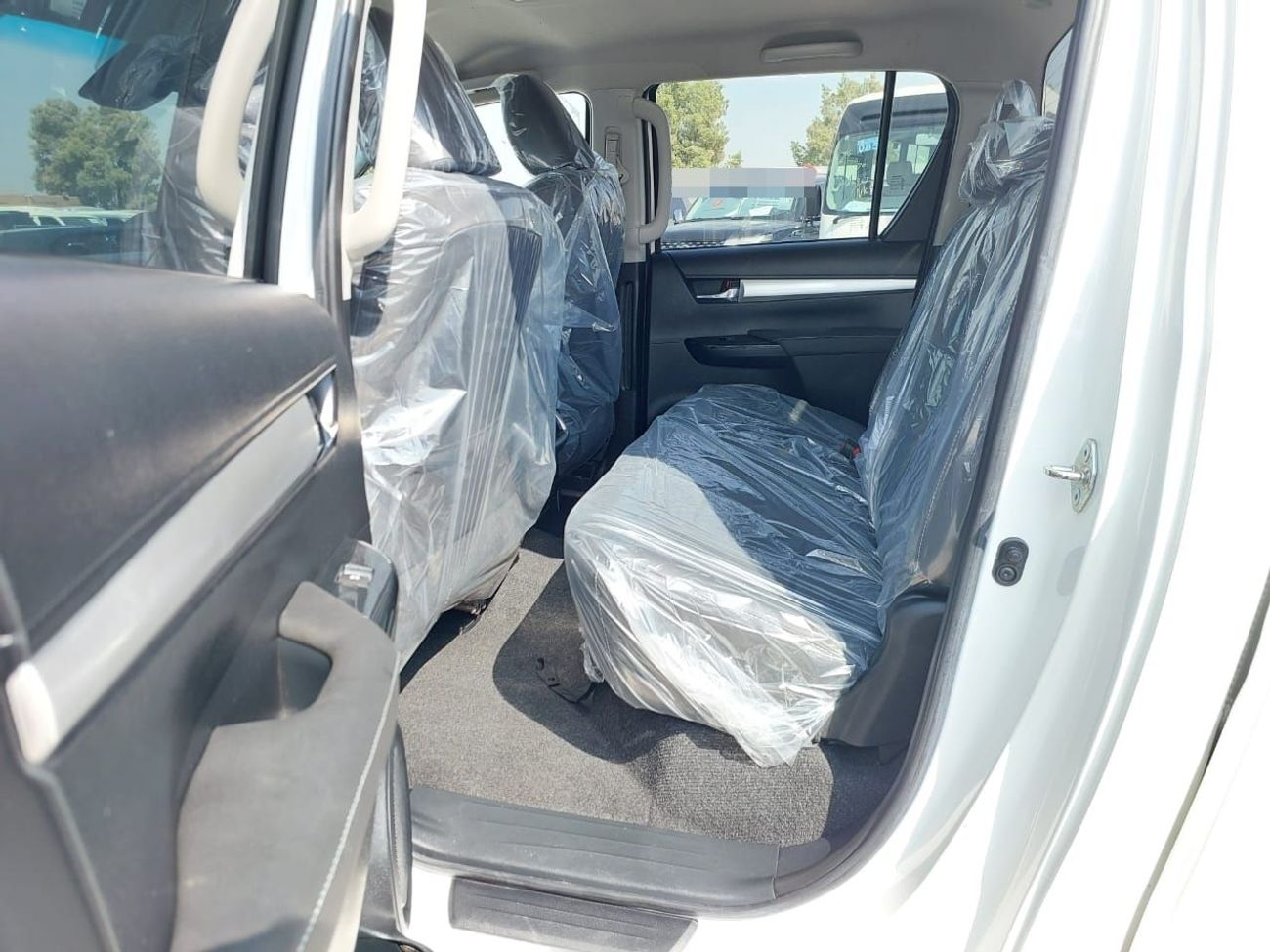 Toyota Hilux TOYOTA HILUX PICKUP RHD 2021 MODEL 2.8 L DIESEL  AUTOMATIC(PM34867)