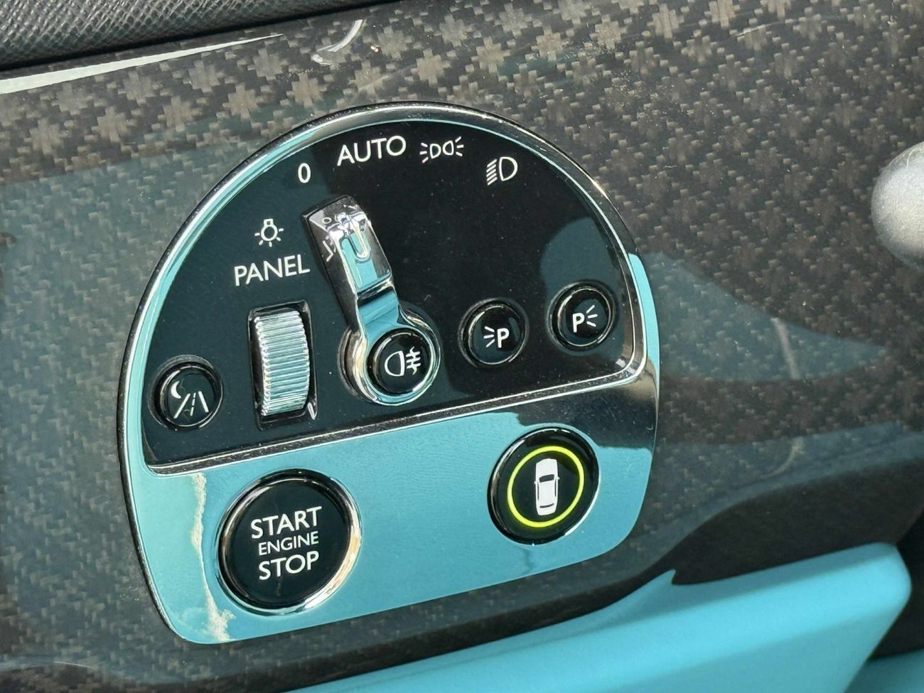 Rolls-Royce Cullinan GCC SPEC NEAT AND CLEAN