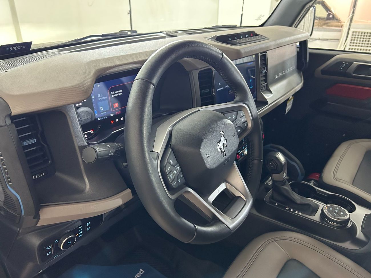 فورد برونكو Wildtrak 2.7L (4 Seater)