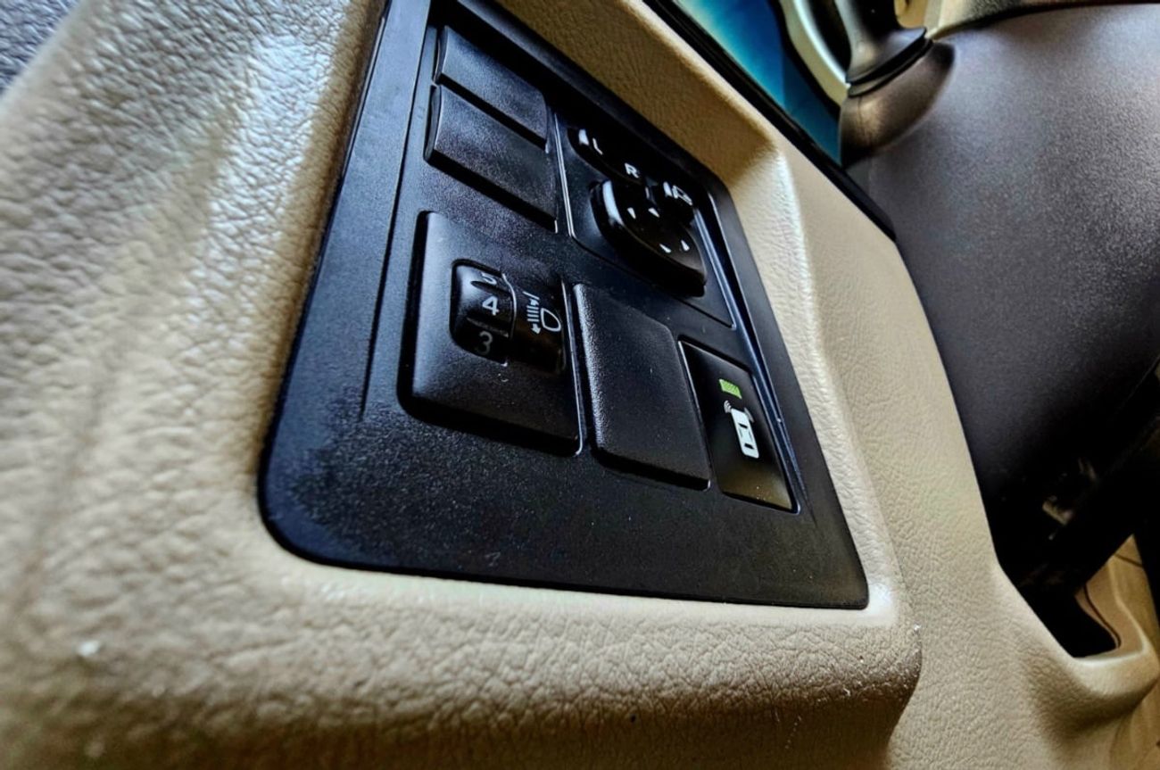 Toyota Prado GXR 4.0L 4WD