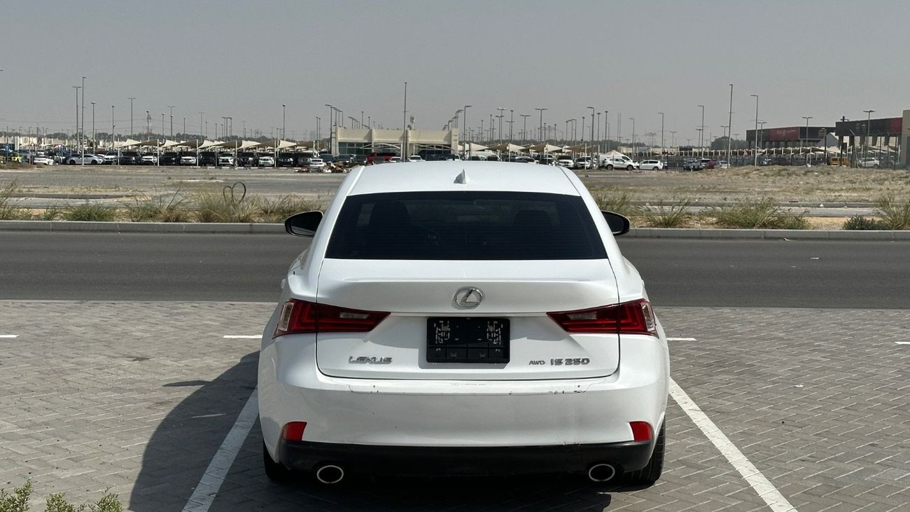 لكزس IS 250 F Sport 2.5L