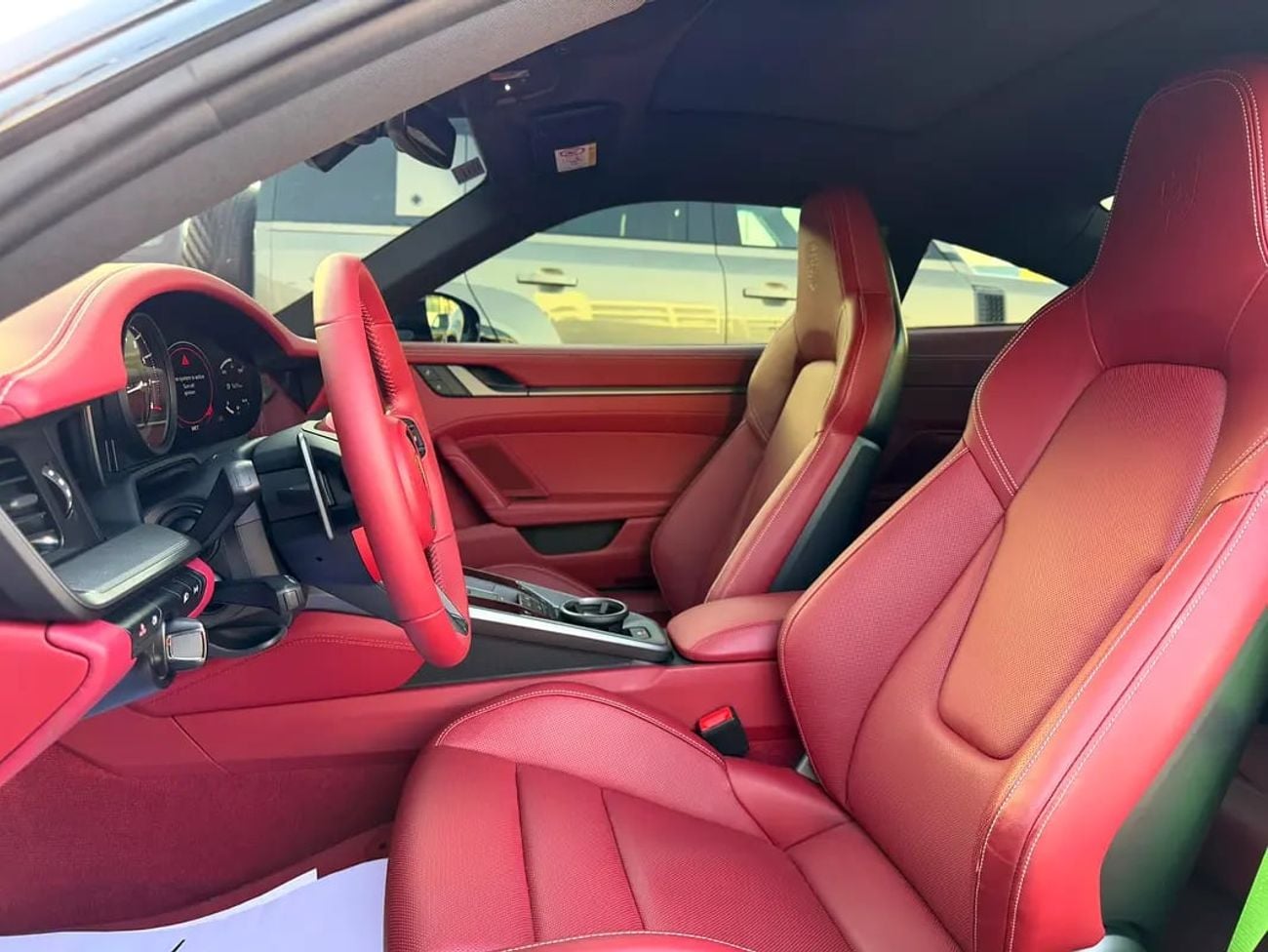 بورش 911 CARRERA CARERRA - LOW MILAGE - BRAND CONDITION