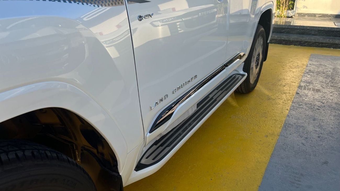 تويوتا لاند كروزر TOYOTA LAND CRUISER VXS 3.5TWIN TURBO HYBRID 2025 BRAND NEW