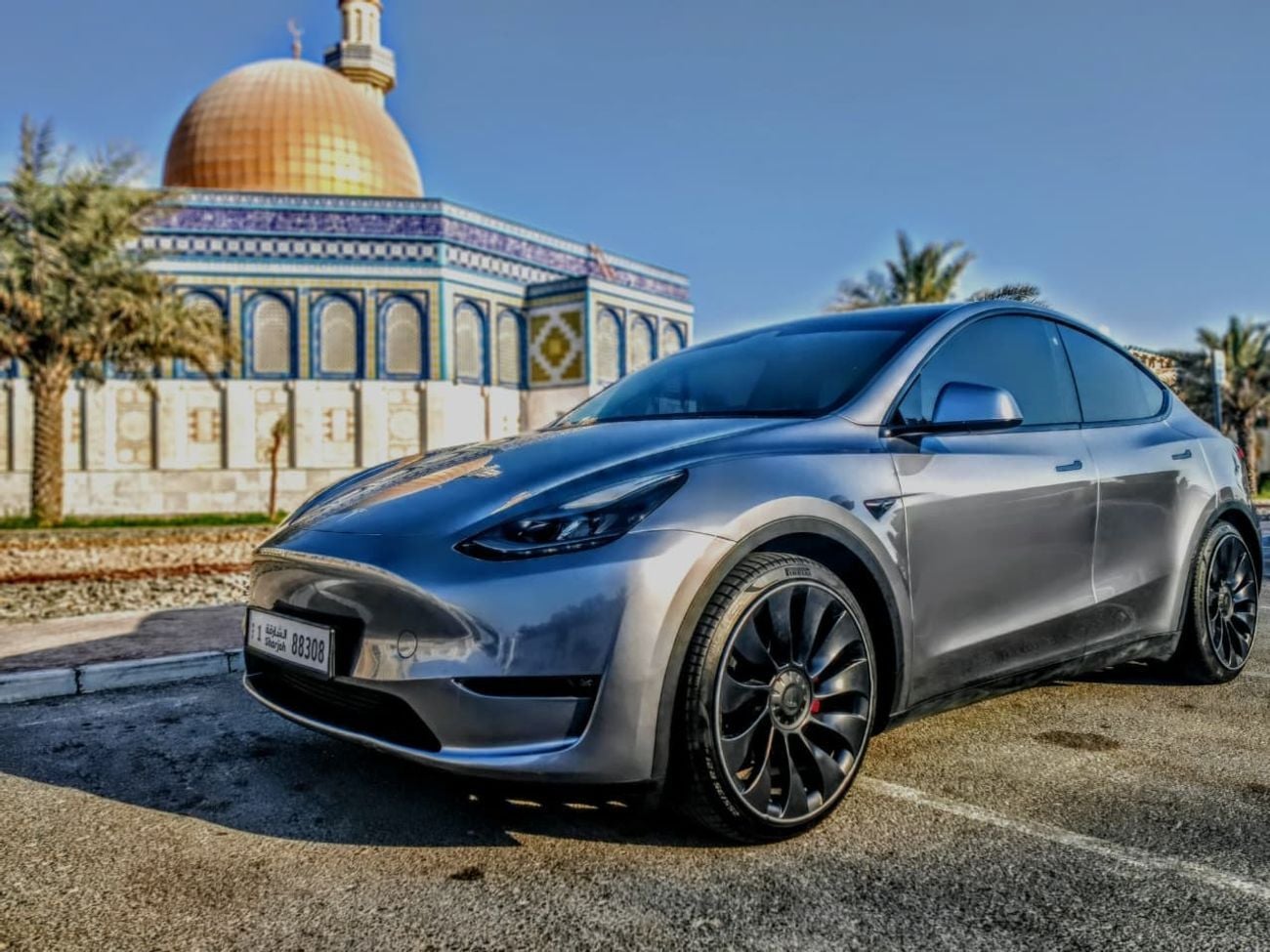 تسلا موديل Y Performance (AWD)