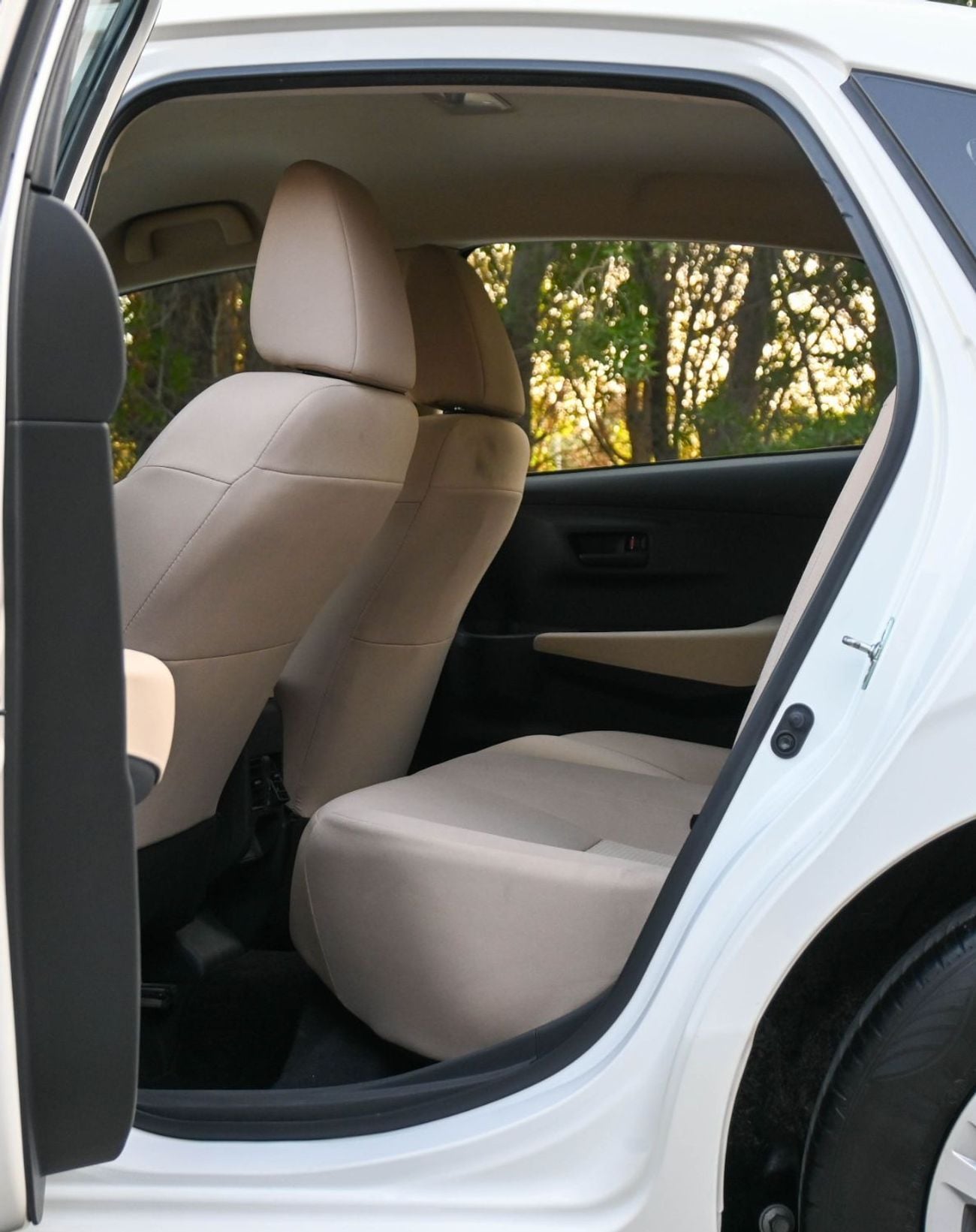 تويوتا يارس 1.5L E