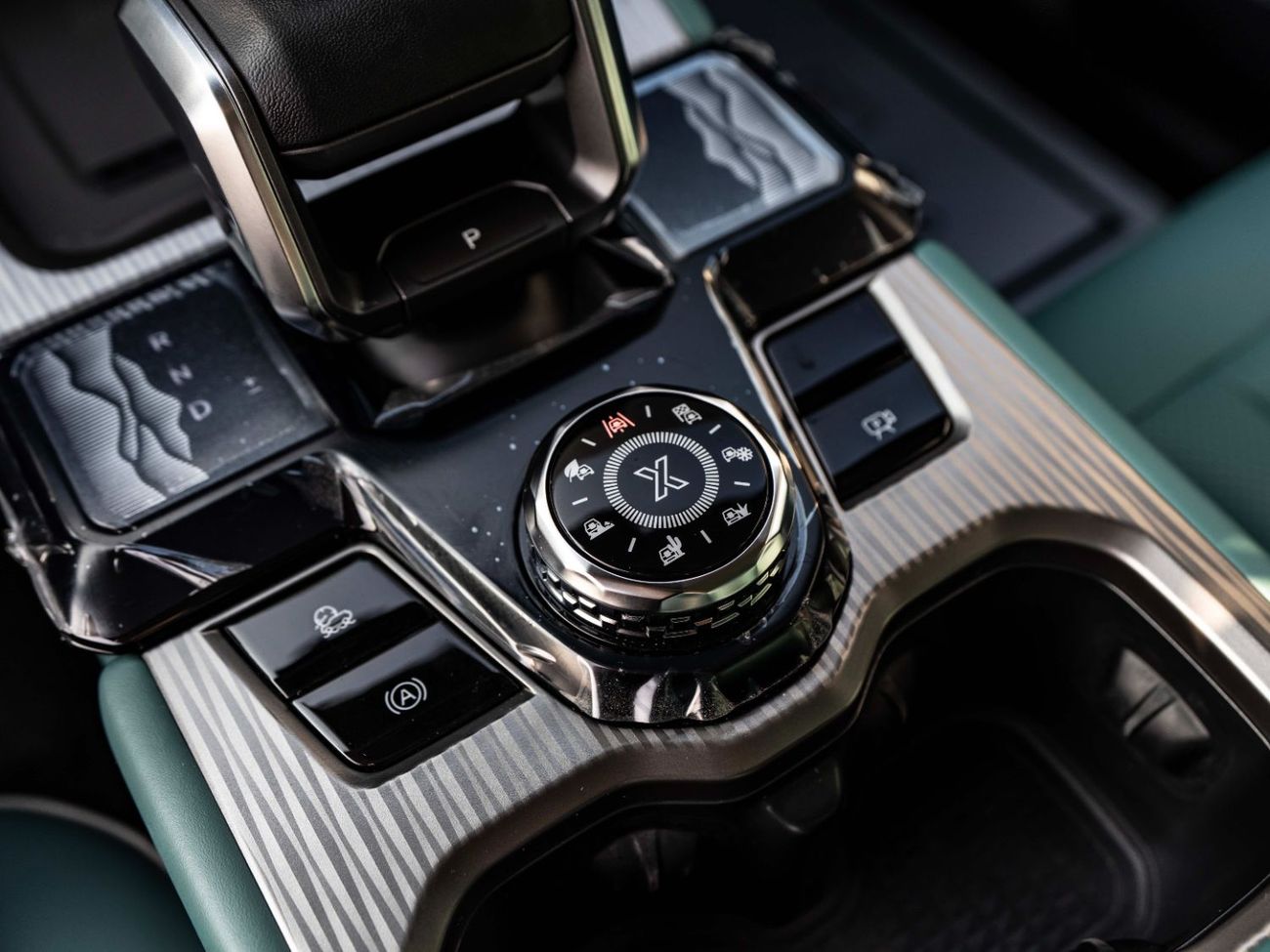 جيتور T1 Luxury 4WD