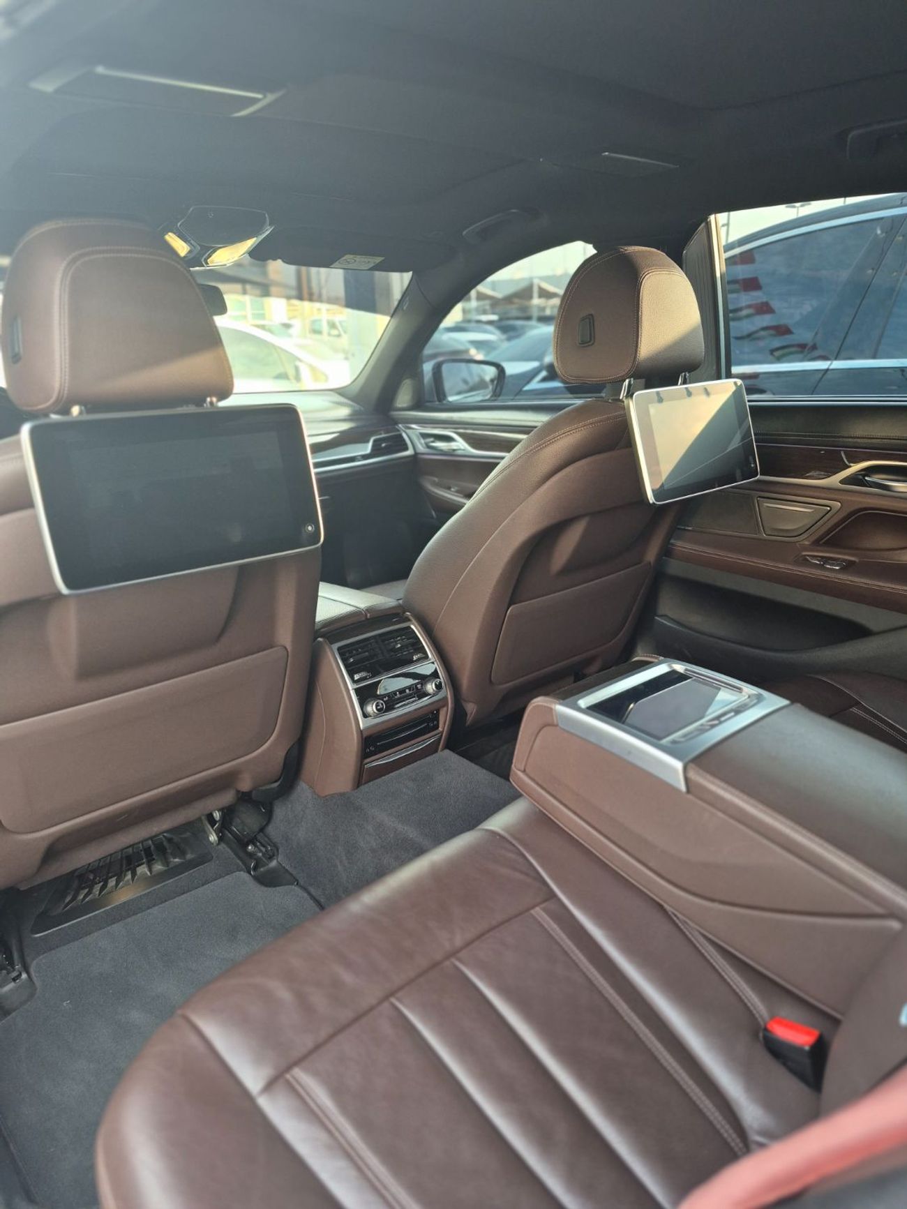 بي أم دبليو 730Li Executive 2.0L