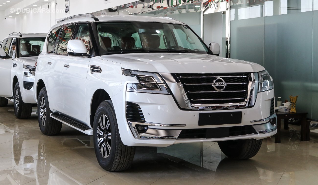 Nissan Patrol Safari With Platinum body kit