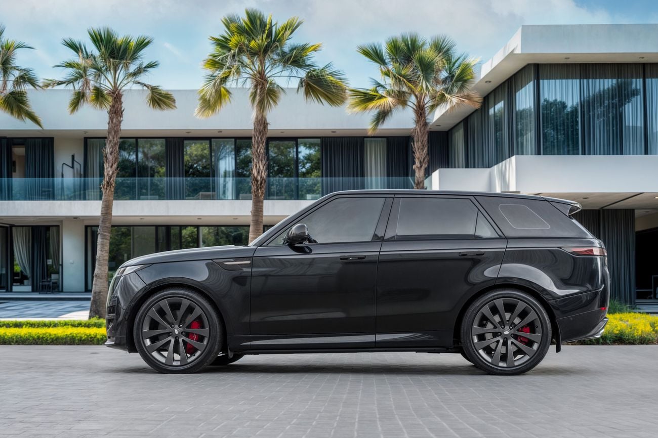 Land Rover Range Rover Sport Range Rover Sport First Edition | 8,617 P.M | 0% Downpayment | Al Tayer Warranty!