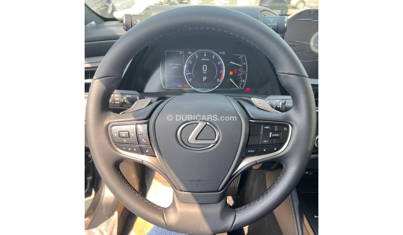 Lexus ES250 2.5 L, power seat , leather seats, sunroof