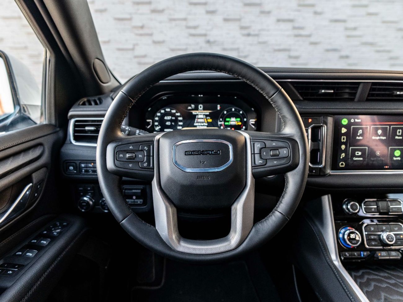 GMC Yukon 6.2 V8 Denali (AWD)