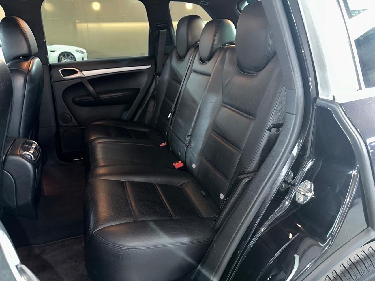 Porsche Cayenne S 2008 4.8L | ONE OWNER | SUN ROOF | BLACK LEATHER INTERIOR