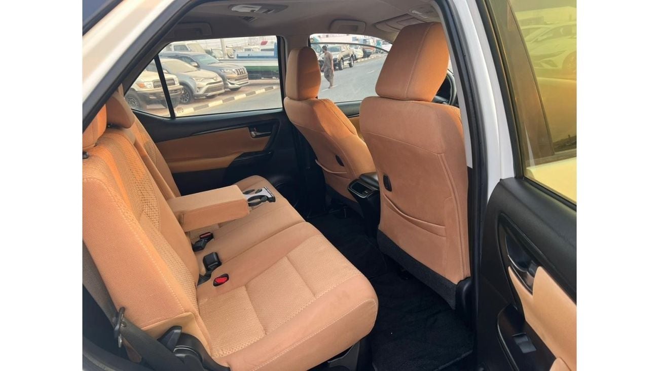تويوتا فورتونر 2020 TOYOTA FORTUNER 2.7L  // V4 // 4X4 // GCC // CLEAN TITLE // WITH EXCELLENT CONDITION