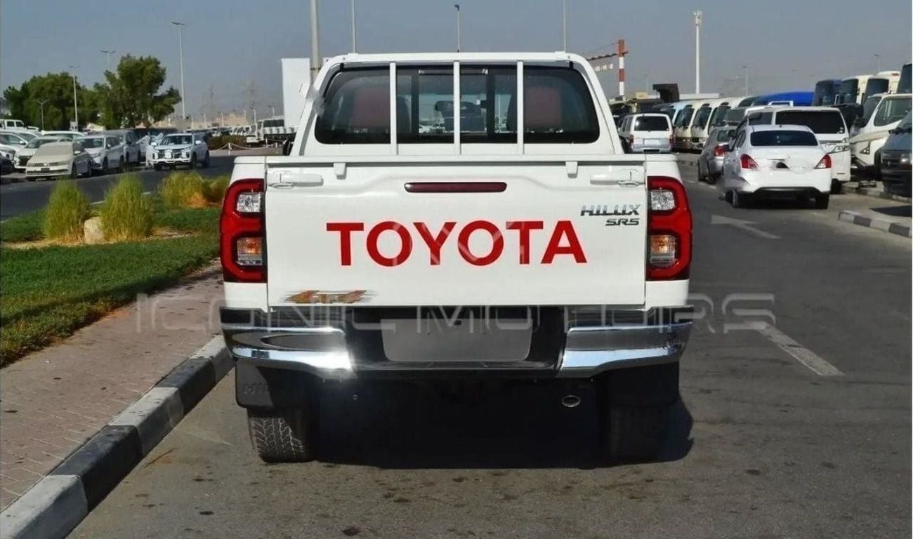 تويوتا هيلوكس 2025 TOYOTA HILUX 2.7L PETROL MANUAL 4X4 SR5