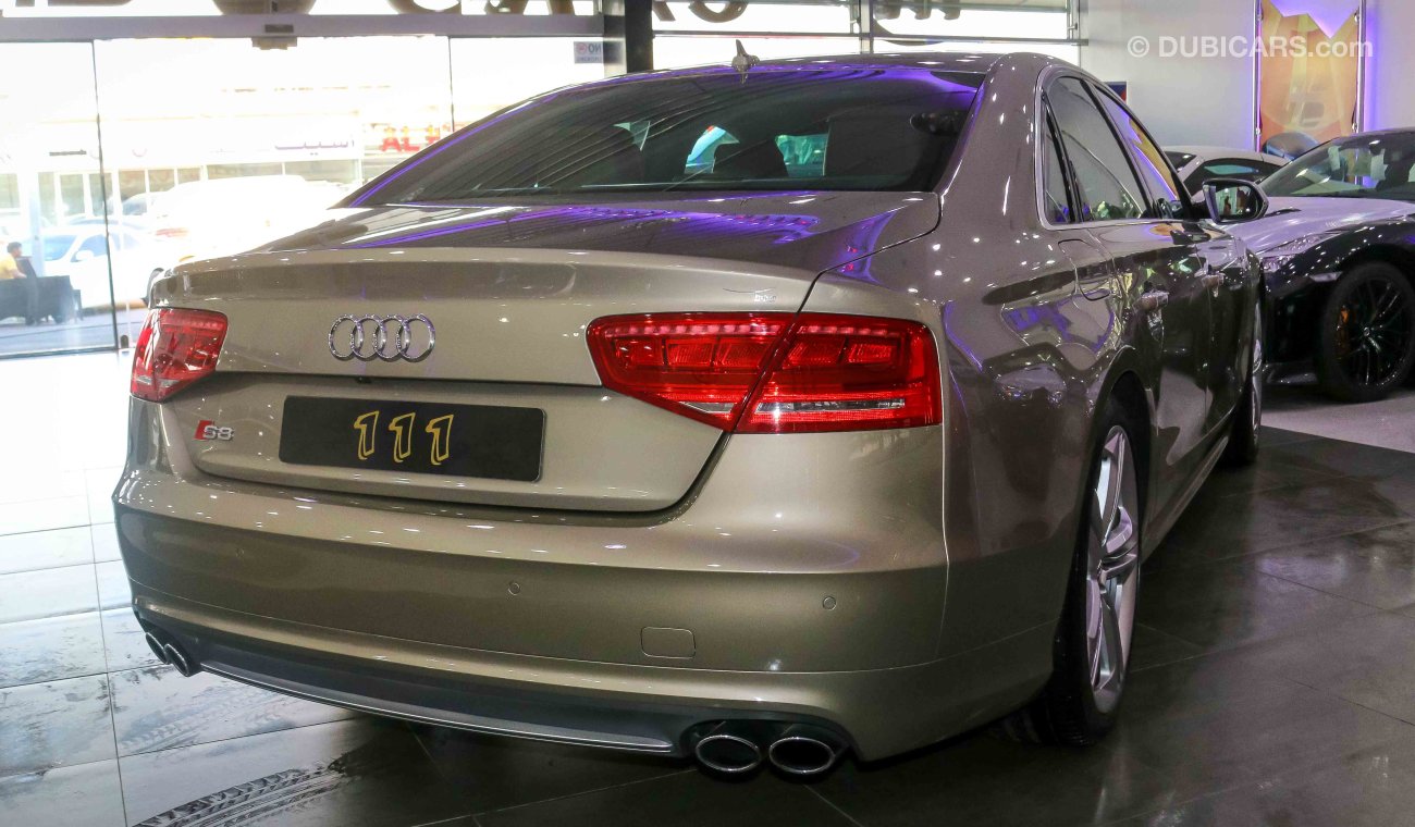 Audi S8 V8T Quattro