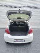 Toyota Yaris BASE