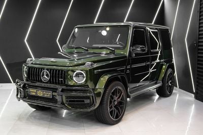 Mercedes-Benz G 63 AMG Std 4.0L G Manufaktur Package, Carbon Fiber Interior, GCC Spec, Gargash Full Service History!!
