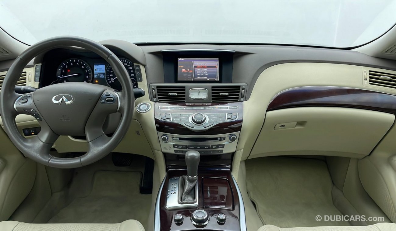 Infiniti Q70 EXCELLENCE 3.7 | Under Warranty | Inspected on 150+ parameters