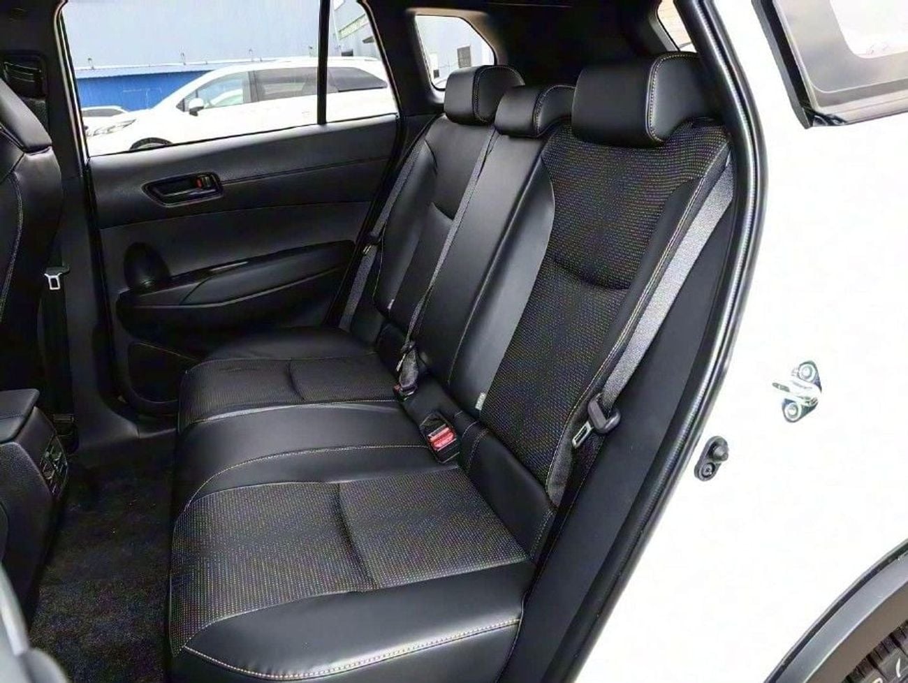 تويوتا كورولا كروس GLI TOYOTA COROLLA CROSS ELITE EDITION - 2.0L - HYB - AT - 2026 MY