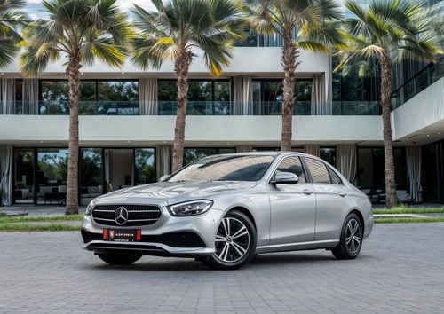 مرسيدس بنز E300 E300 | 2,350 P.M | 0% Downpayment | Under Warranty | Pristine!