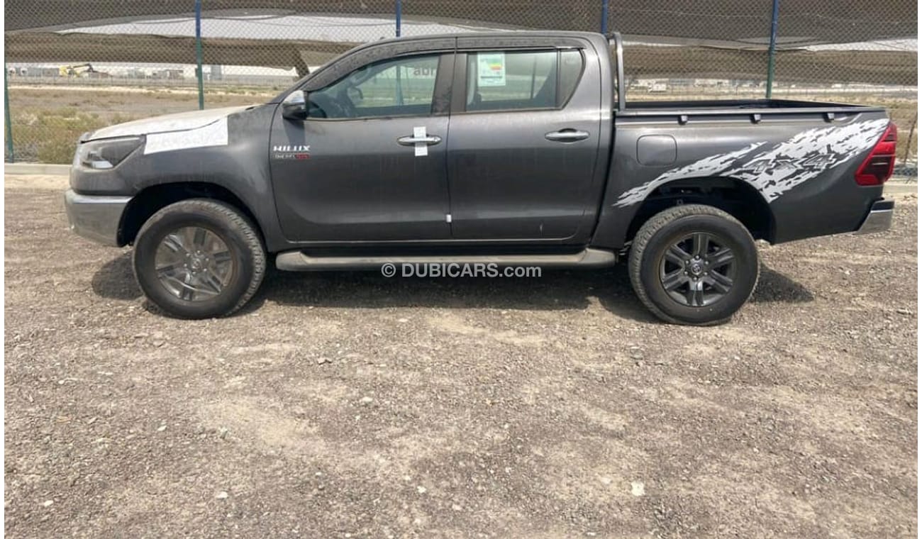 Toyota Hilux TOYOTA  HILUX 2.4L DSL M/T FULL OPTION 2022